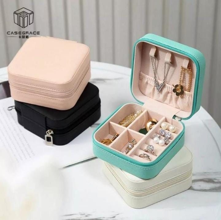 Portable Jewelry Storage box