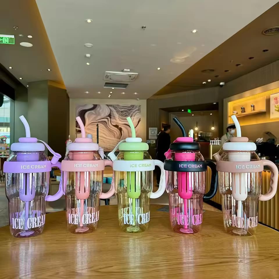 Double-Walled Vacuum Insulated Ice Cream Bottle