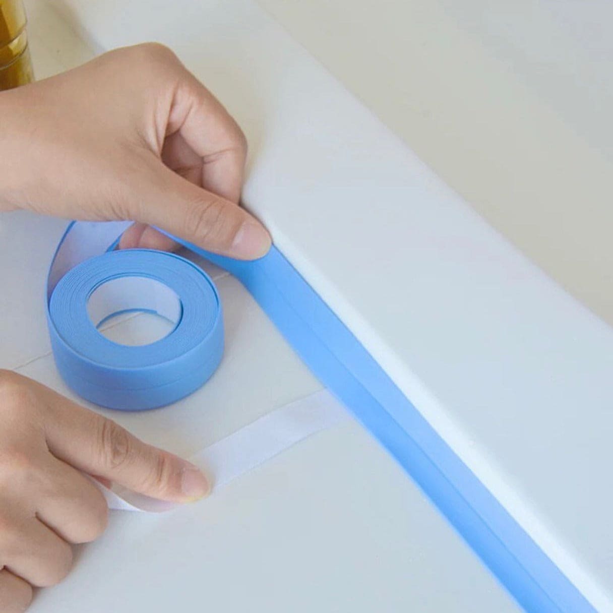 Kitchen Sink Strip Tape, Bathroom Kitchen Sealing Strip Stickers, Shower Sink Bath Sealing Strip Tape, Water Proof Mould Proof Tape