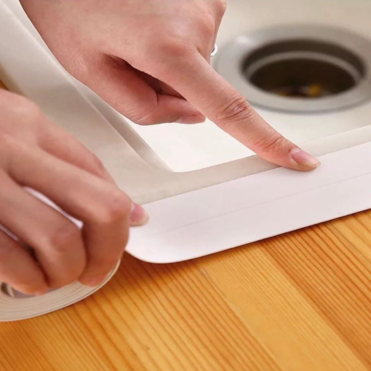 Kitchen Sink Strip Tape, Bathroom Kitchen Sealing Strip Stickers, Shower Sink Bath Sealing Strip Tape, Water Proof Mould Proof Tape